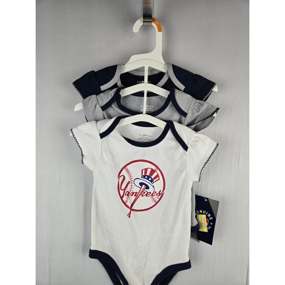 New York Yankees MLB Baby Girls 3 Pack Bodysuit Set Navy Grey White 12M NWT